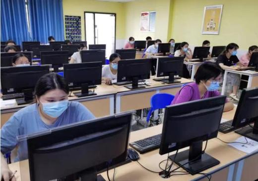 湖南省永州市2022年中级会计考试报名人数为2270人